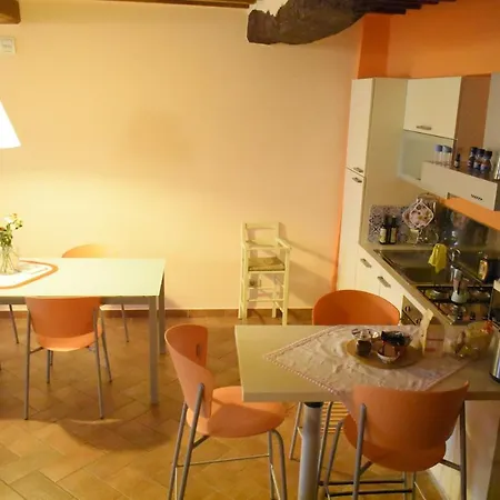 B&bmontepulciano Bed & Breakfast