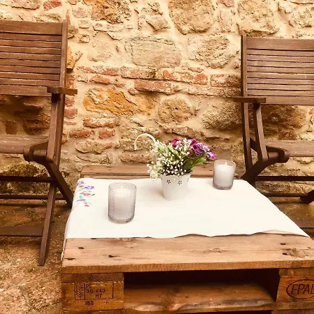 B&bmontepulciano Bed & Breakfast
