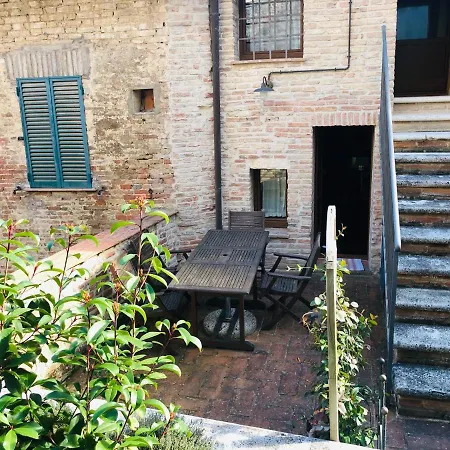 B&bmontepulciano Bed & Breakfast
